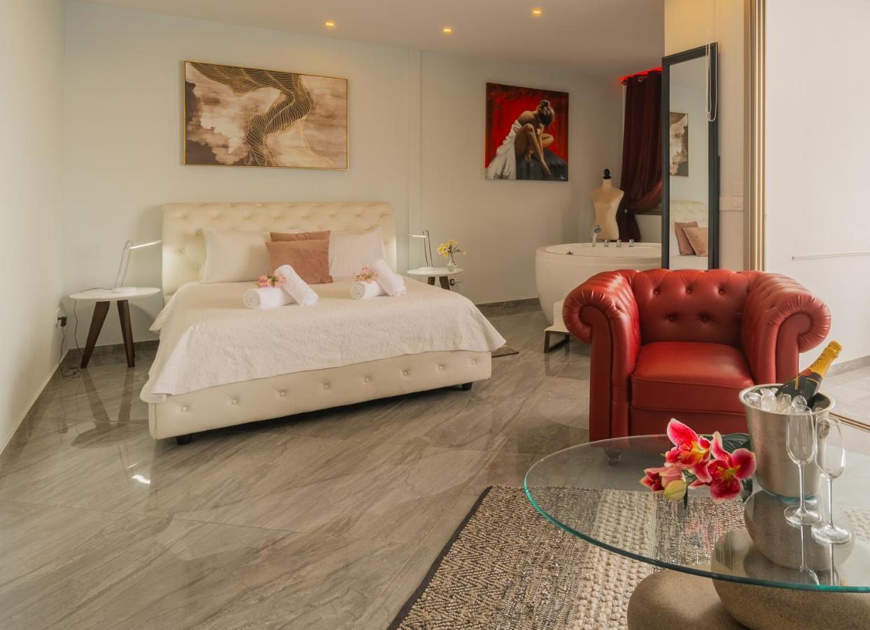 Mesogios House Suites Lárnaka Eksteriør bilde