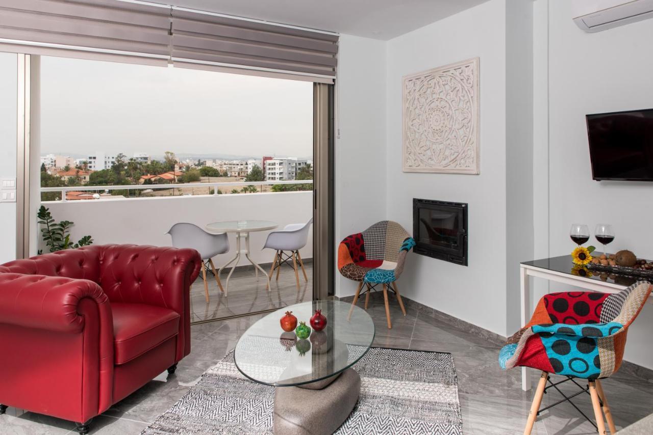 Mesogios House Suites Lárnaka Eksteriør bilde